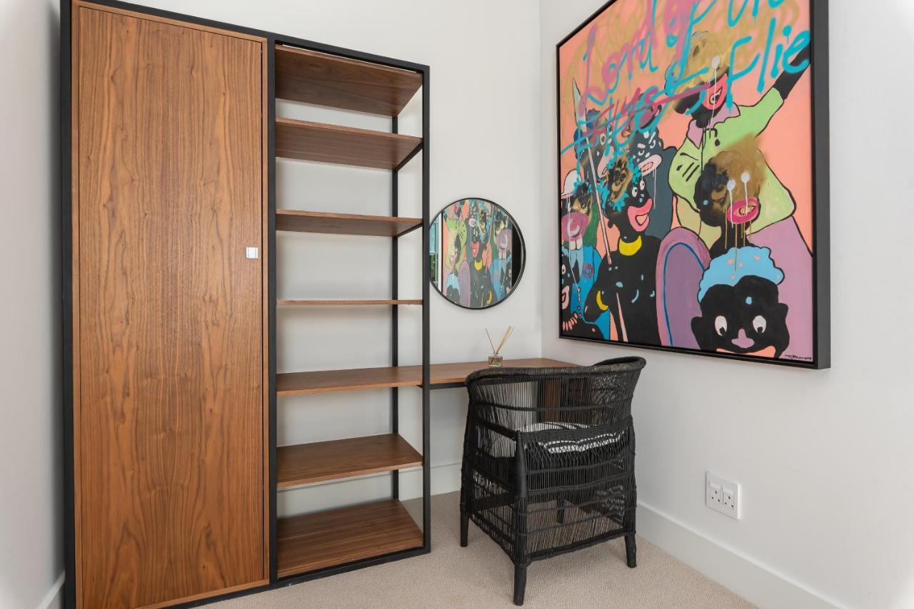 Loader 49b Apartment *