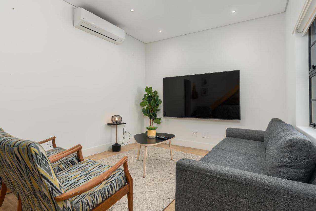 Apartment Modern In De Waterkant L Private Rooftop *